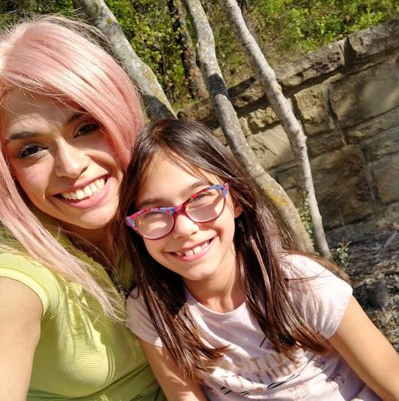 Meet your Posher, Carly - Picture 1 of 1